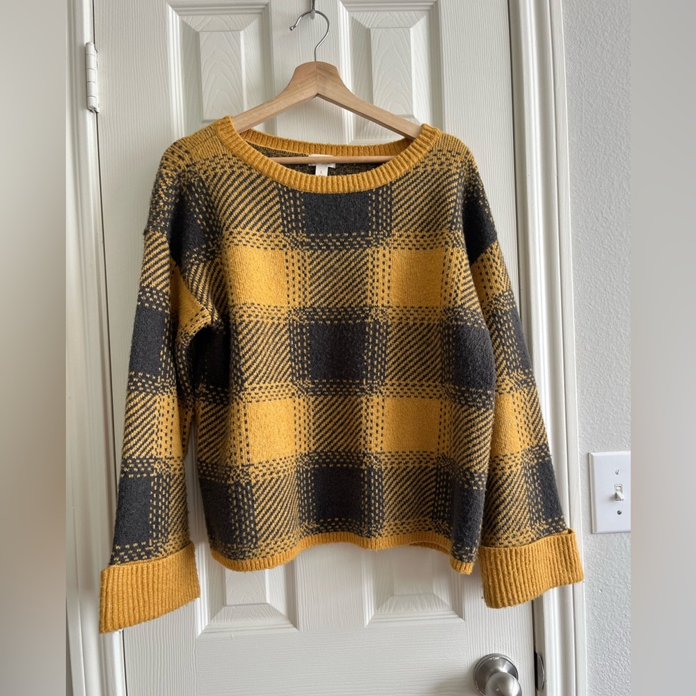 Women’s Large Yellow Plaid Long Sleeve Sweater